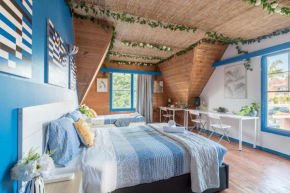 Stylish Triple Room - Waterfront - Mins to Station - Shared Bathroom